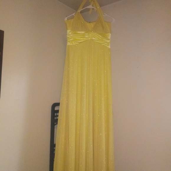 Yellow prom dress size large halter - Picture 1 of 5